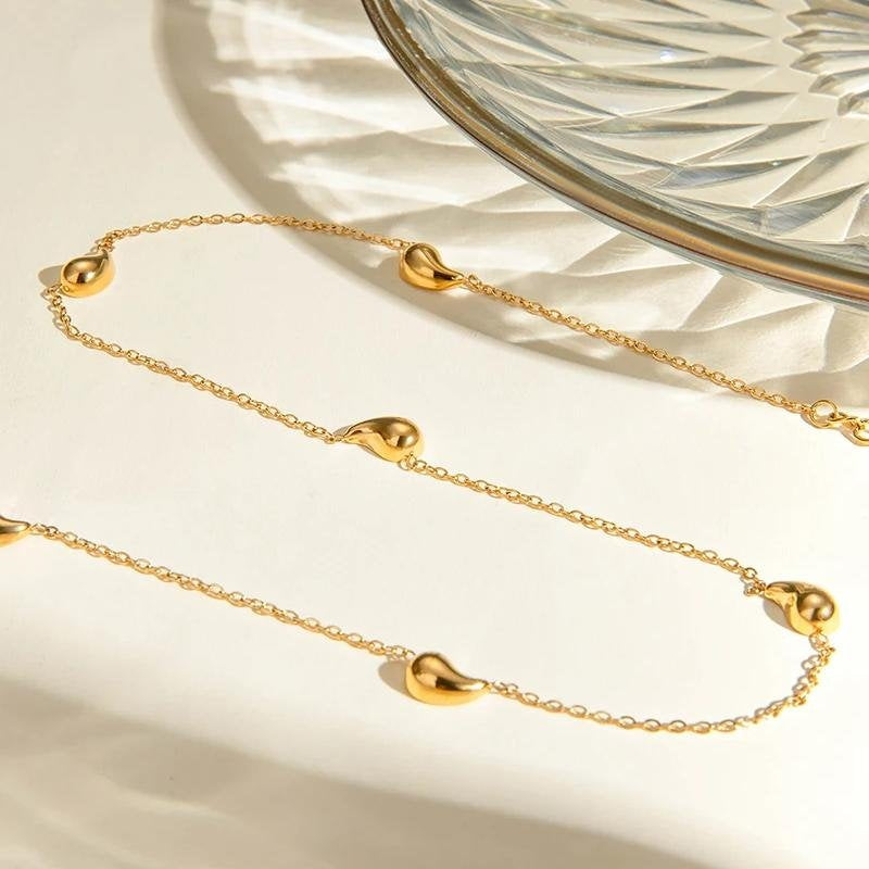 Gold Water Drop Necklace for Effortless Chic Vibes