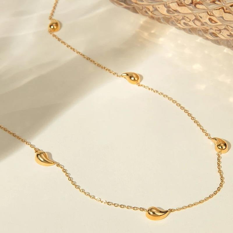 Gold Water Drop Necklace for Effortless Chic Vibes