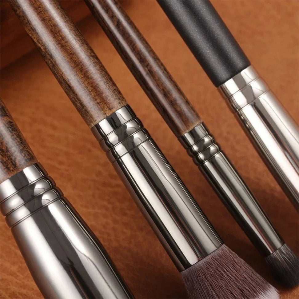 4-in-1 GlamStick Makeup Brush
