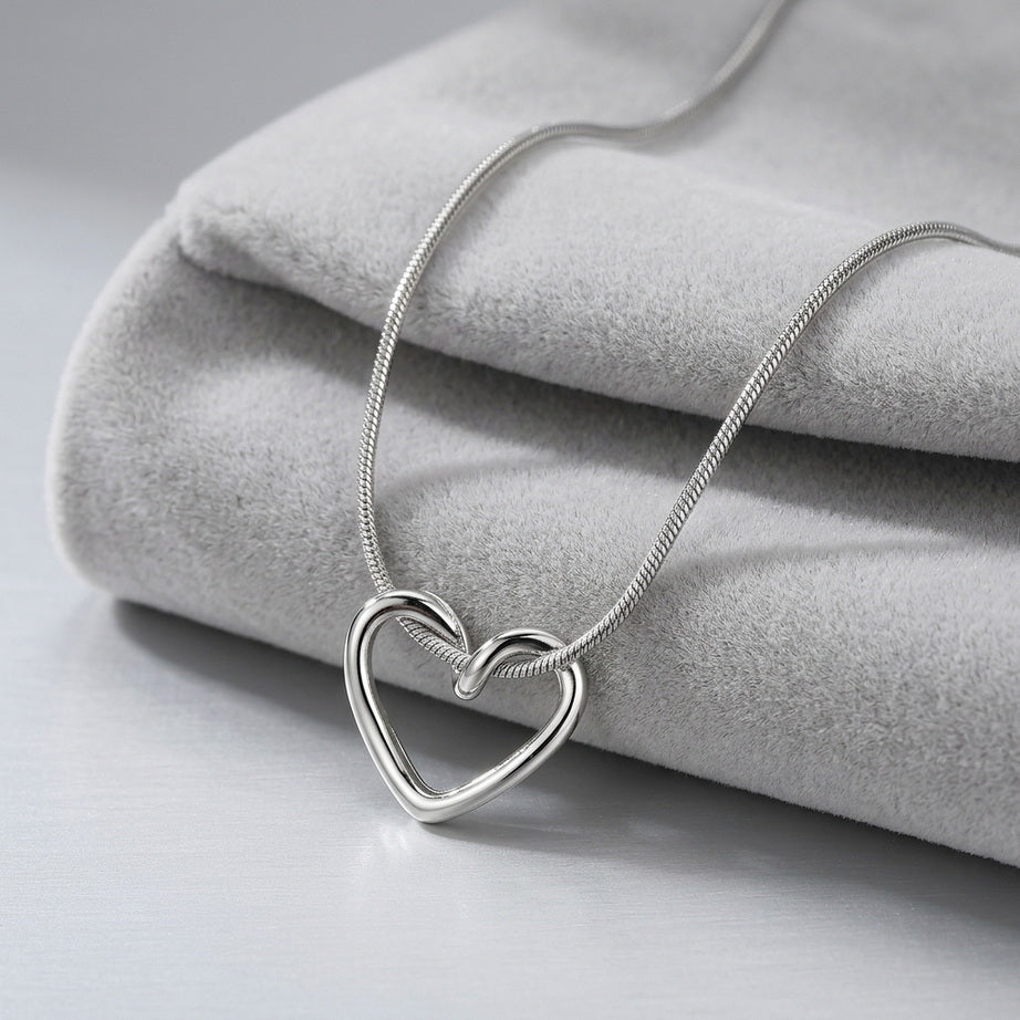 Chic Hollow Heart Necklace