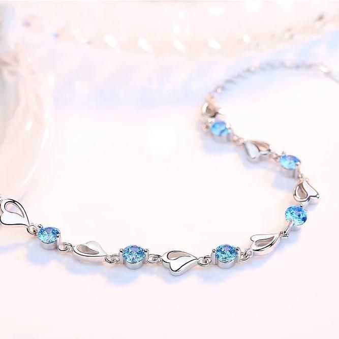 Sterling Silver Heart Bracelet with Sparkling Zircon Shine