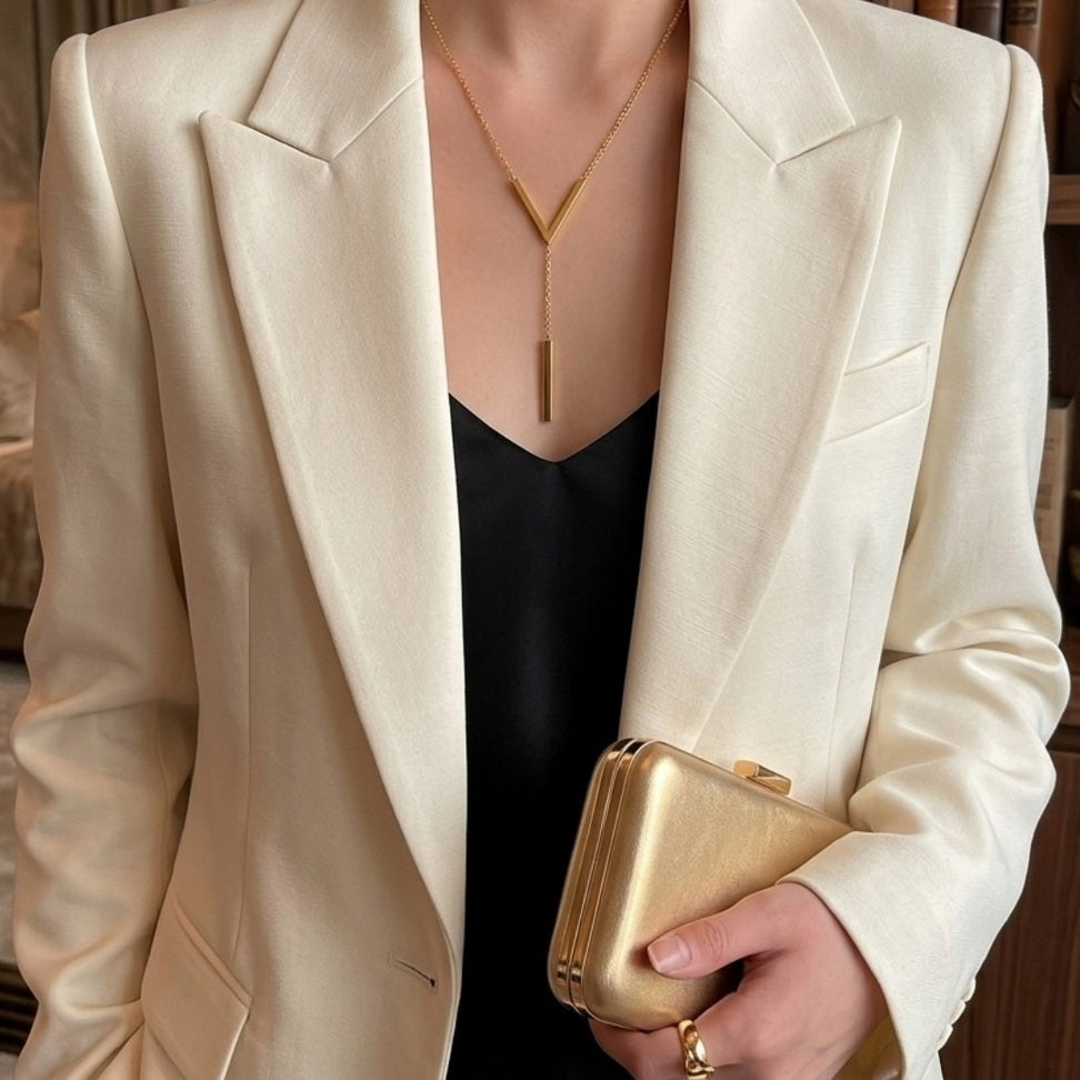 V-Shaped Clavicle Necklace