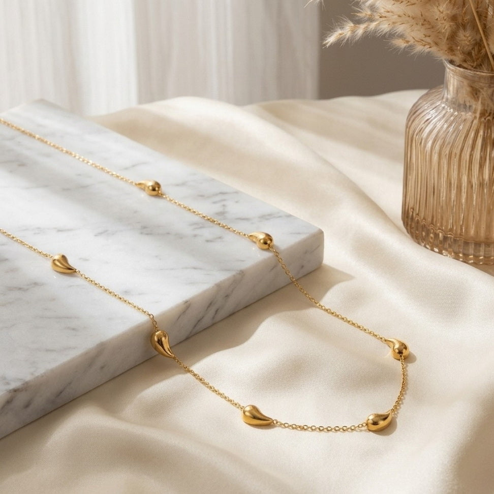 Gold Water Drop Necklace for Effortless Chic Vibes