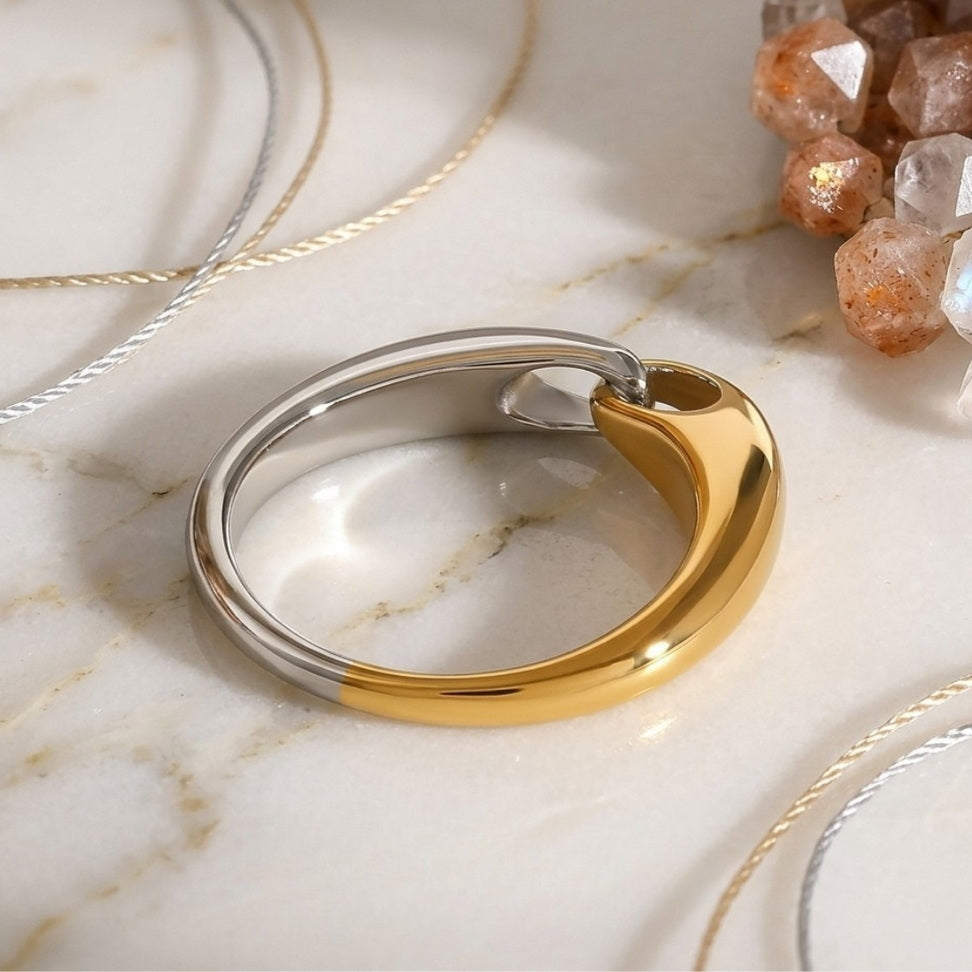 Gold & Silver Colorblock Chain Ring for Modern Style