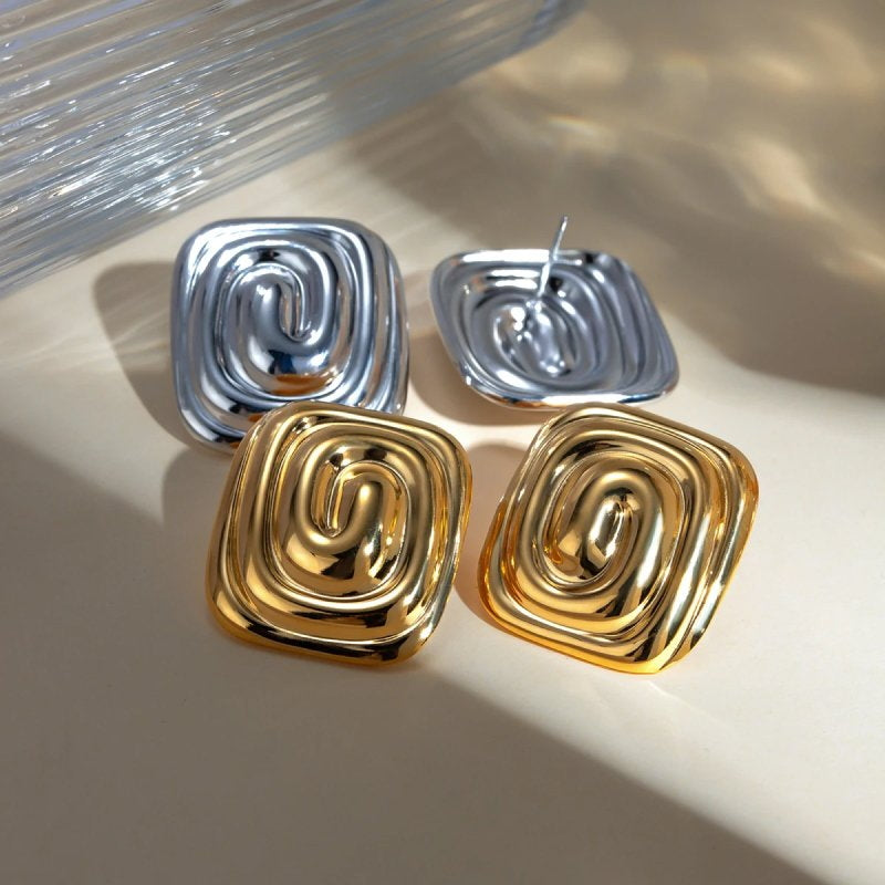 Rectangular Threaded Earrings for Modern Elegance