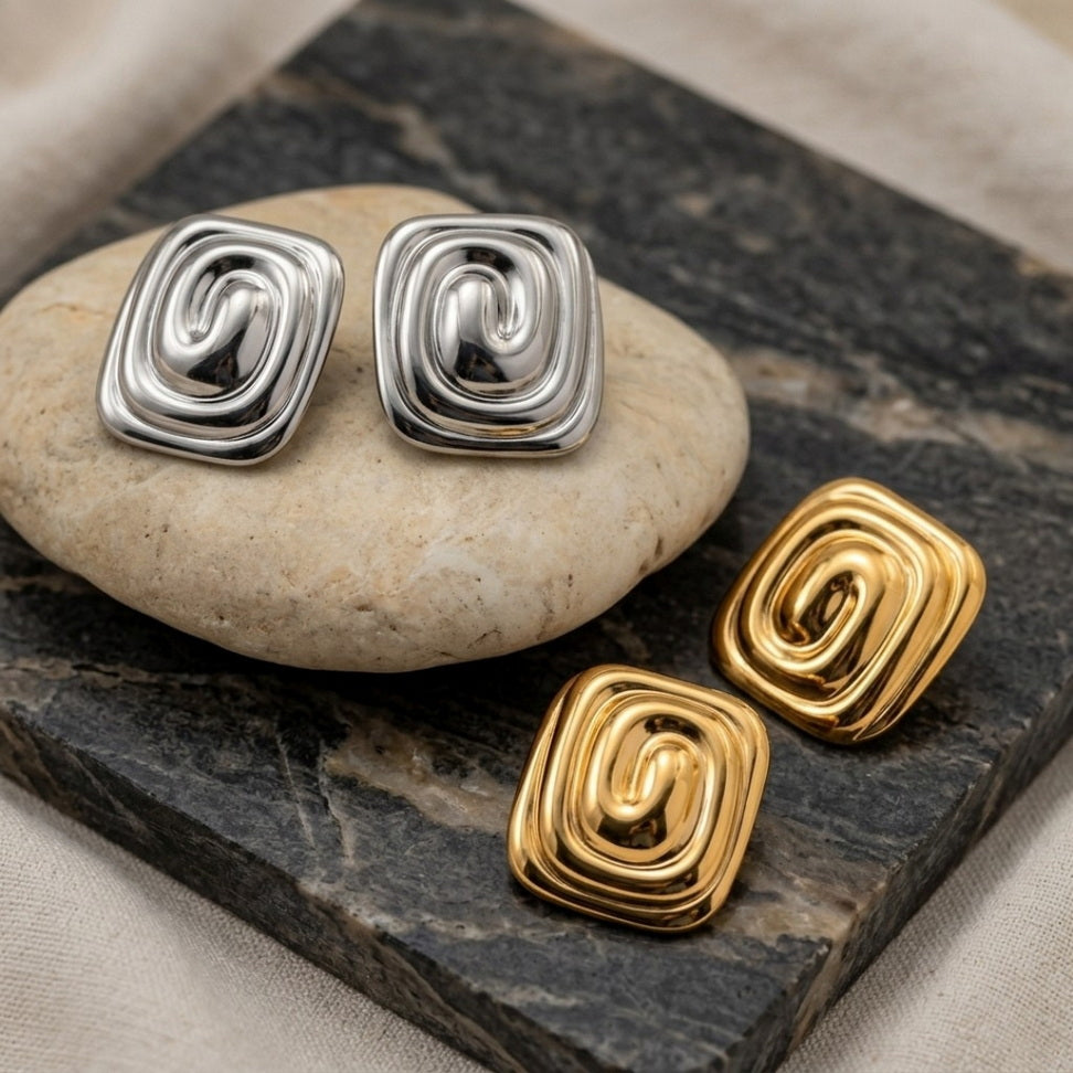Rectangular Threaded Earrings for Modern Elegance