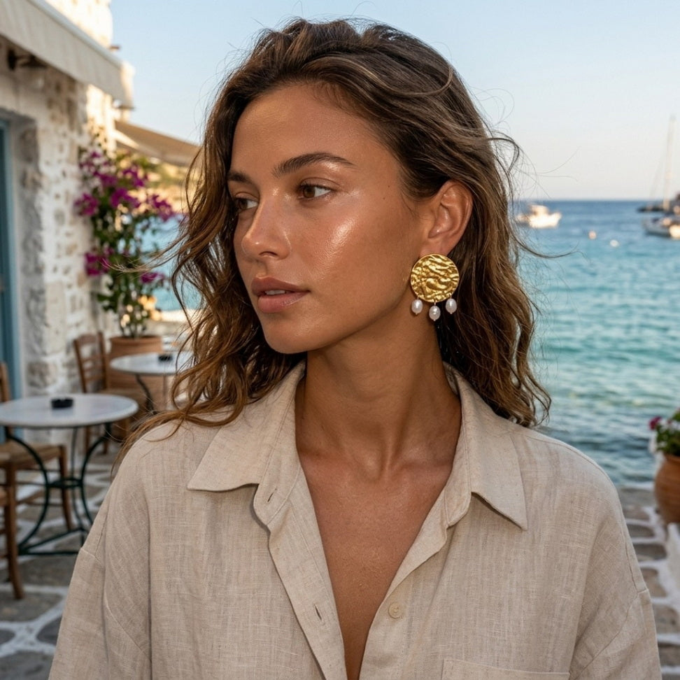 Retro Gold Hammered Pearl Earrings for Vintage Vibes