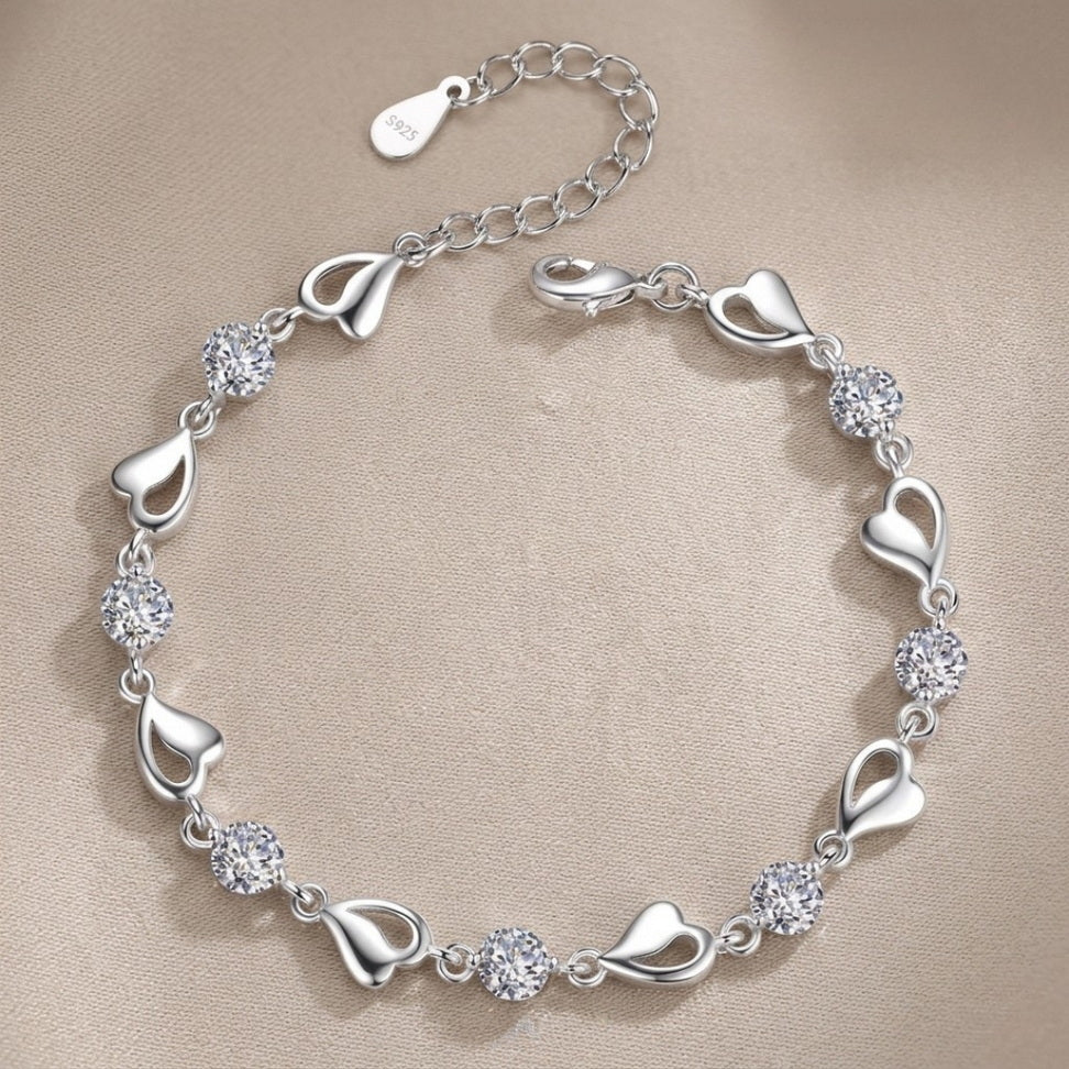 Sterling Silver Heart Bracelet with Sparkling Zircon Shine